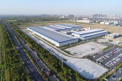 【圖】合眾新能源旗下首款量產車哪吒N01下線_汽車之家
